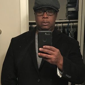 Meet your Posher, Robert